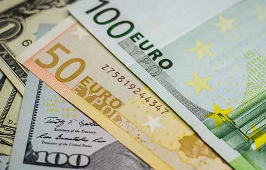 Dolar ve Euro Haftaya Nasıl Başladı?