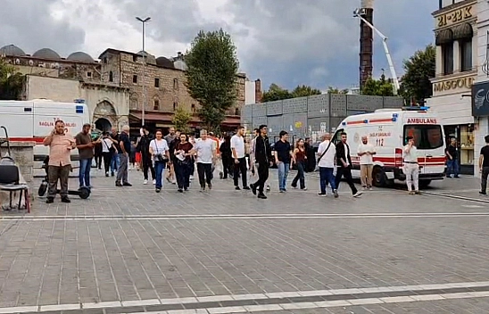 Döviz bürosunda silahlı kavga: 2 ölü, 2 yaralı