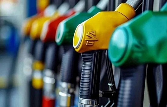 Döviz fiyatlarındaki dalgalanma akaryakıt fiyatlarına da yansıdı