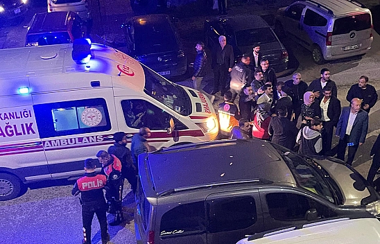 Düğünde bıçaklı kavga: 1'i ağır 3 yaralı