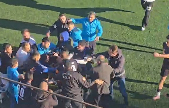 Elazığ 1. Amatör Küme'de saha karıştı! Maç sonu kavga