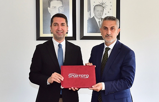 Elazığ'a 8 yeni futbol sahası kazandırılıyor