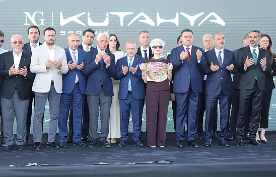 Elazığ'a yeni bir işletme kazandırıldı: Kütahya seramik mağazası açıldı