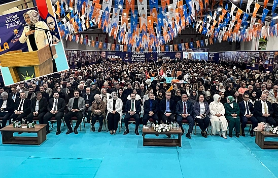 Elazığ Ak Parti'de Burcu Tüver güven tazeledi