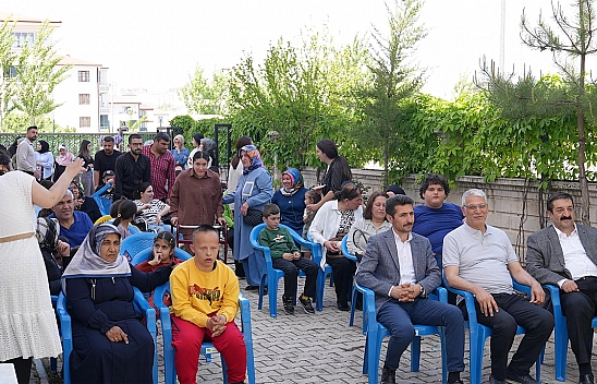 Elazığ Belediyesi Engelsiz Yaşam Merkezi'nden anlamlı ziyaret