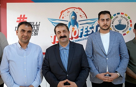 Elazığ Belediyesi Gençlik Meclisi ekipleri, 2 proje ile Teknofest'e hazırlanıyor