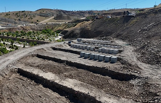 Elazığ Belediyesi'nden mezarlıklarda kapsamlı çalışma