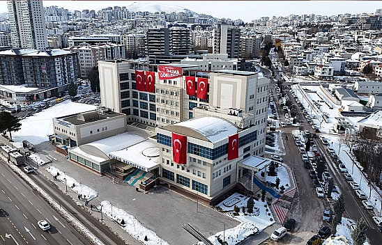 Elazığ Belediyesi'nden Türk bayrağına yönelik saldırıya karşı milli duruş