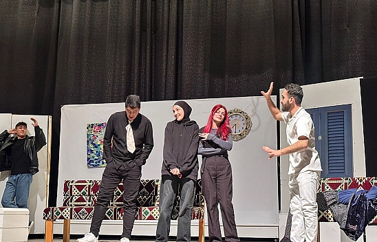 Elazığ Belediyesi'nin düzenlediği gösteriye yoğun ilgi