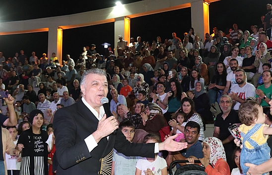 Elazığ Belediyesi yaz konserleri sürüyor