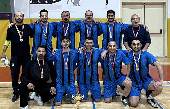 Elazığ Belediyespor Futsal Takımı şampiyon oldu