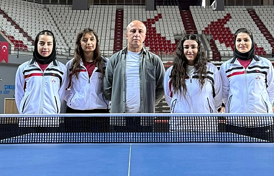 Elazığ Belediyespor, Süper Lig'in ilk yarısını zirvede tamamladı