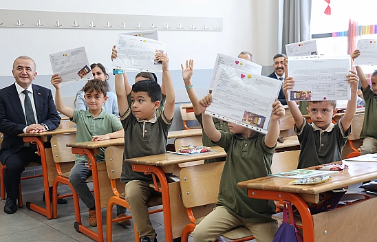 Karne heyecanı Elazığ'ı sardı: 567 okulda son zil çaldı