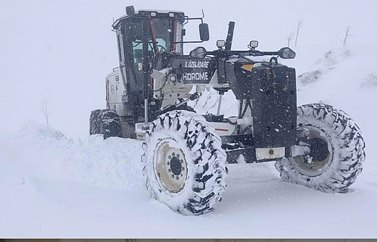 Elazığ'da 17 Köy Yolu Kar Nedeniyle Ulaşıma Kapandı