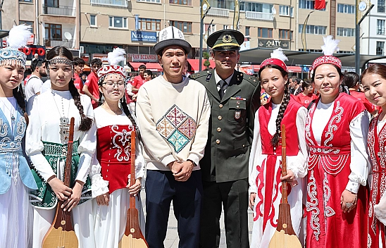 Elazığ'da 19 Mayıs coşkusuna Kırgızistan damgası