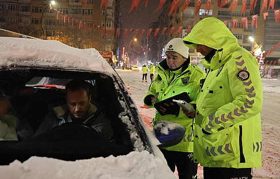 Elazığ'da 2026'nın ilk saatlerinde trafik denetimi
