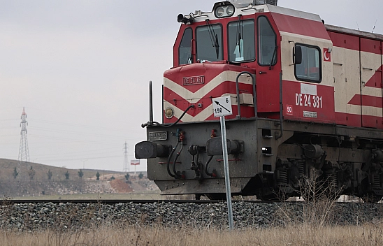 Elazığ'da 80 Yaşındaki Adama Tren Çarptı