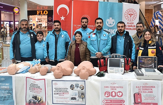 Elazığ'da Acil Sağlık Hizmetleri Haftası'nda vatandaşlara uygulamalı eğitim