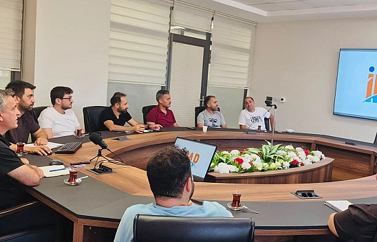 Elazığ'da afet risk azaltma çalışmaları masaya yatırıldı