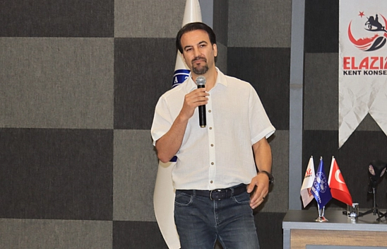 Elazığ'da 'Aile Yılı Söyleşisi' düzenlendi