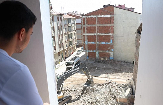 Elazığ'da Akıllara Durgunluk Veren İhmal: Gerçekler 35 Yıl Sonra Ortaya Çıktı!