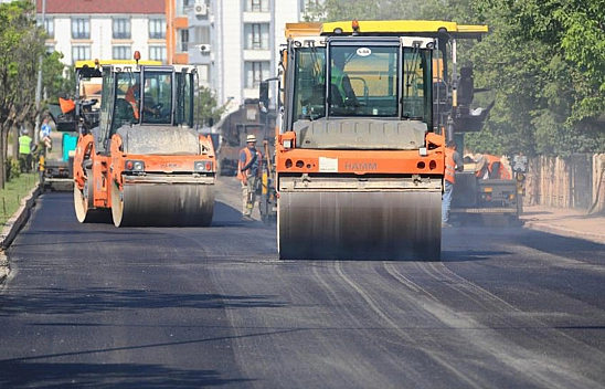 Elazığ'da asfalt seferberliği sürüyor