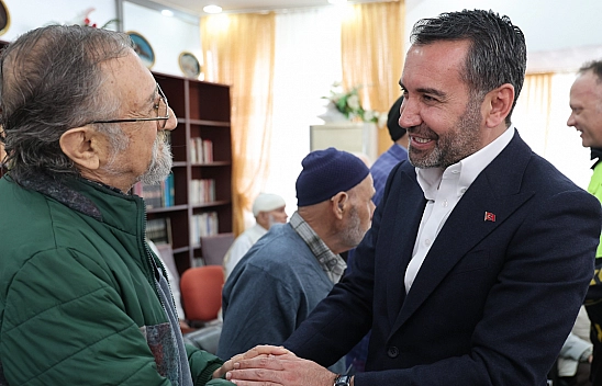Elazığ'da Bayramda Huzurevi Sakinleri Unutulmadı