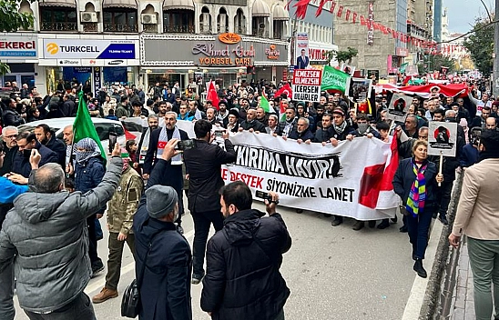 Elazığ'da Binlerce Kişi Filistin için Yürüdü