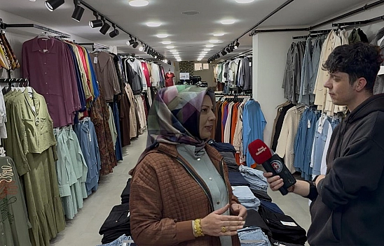 Elazığ'da bir mağaza konsept değişikliğinden yüzde 50 indirim yaptı