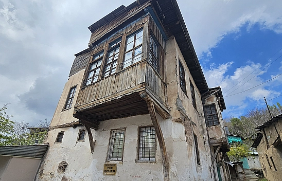 Elazığ'da bu konak tarihin izlerini taşıyor!