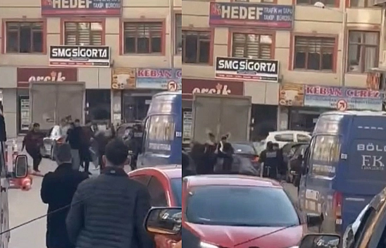 Elazığ'da Cadde Ortasında Sopalı Kavga!