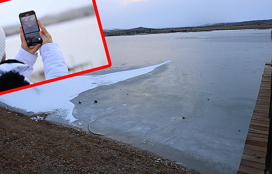 Elazığ'da Cip Baraj Gölü kar ve buzla kaplandı