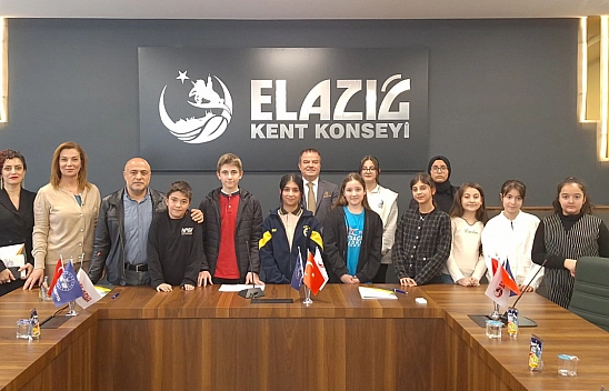 Elazığ'da çocuk meclisi için ilk adım atıldı