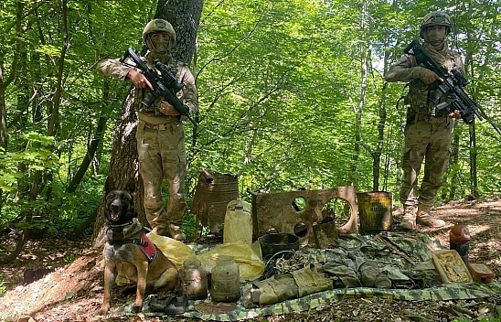 Elazığ'da Çok Sayıda EYP Malzemesi Ele Geçirildi