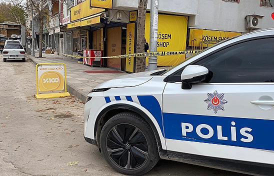 Elazığ'da dehşet anlar: İş yerine silahlı saldırı