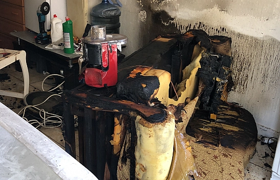 Elazığ'da depo yangını!