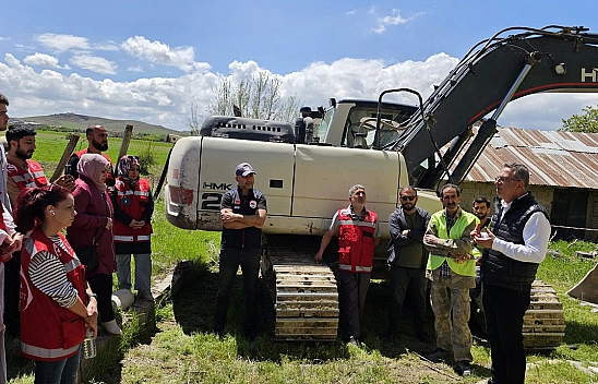 Elazığ'da depremzedelere ilk müdahale eğitimi verildi