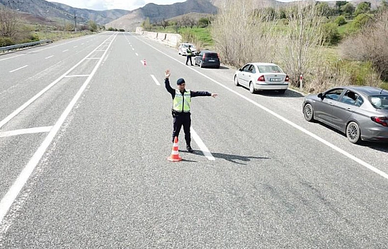Elazığ'da Dronlu Trafik Denetimi Yapıldı