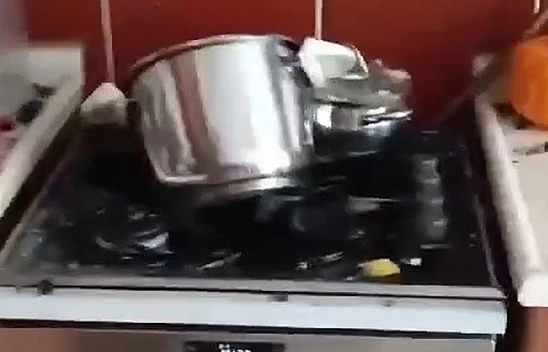 Elazığ'da Düdüklü Tencere Bomba Gibi Patladı: 1 Yaralı