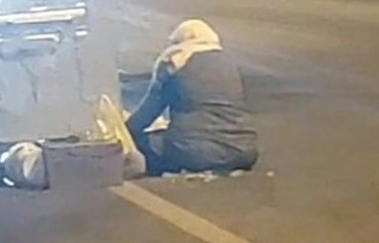 Elazığ'da duygu sömürüsü yapan şahıs kameralara yansıdı