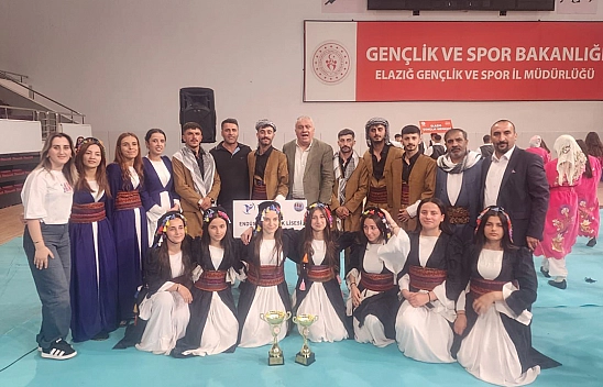 Elazığ'da düzenlenen yarışmada, iki kulüpten büyük başarı