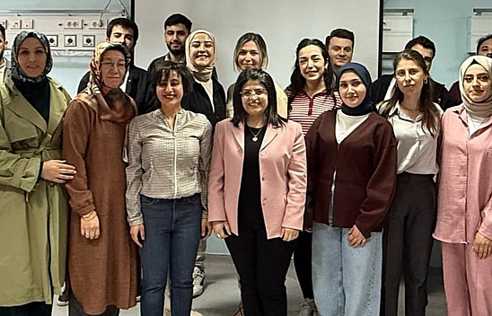 Elazığ'da erişkin ileri yaşam desteği eğitimi