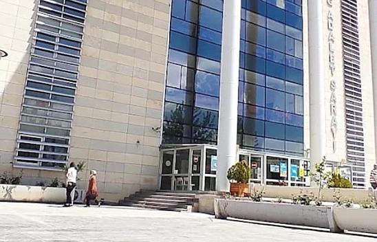 Elazığ'da eşi ile yasak aşk yaşayan şahsı öldüren Başkomiser, adli kontrol şartı ile serbest bırakıldı