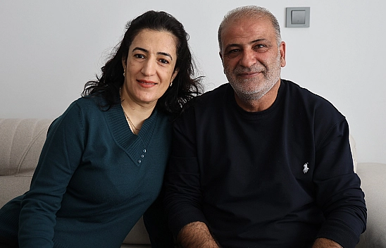 Elazığ'da Evine yerleşen depremzede: 'Biz yaz gitti diye üzülmedik çünkü evin içerisi de yaz gibi'