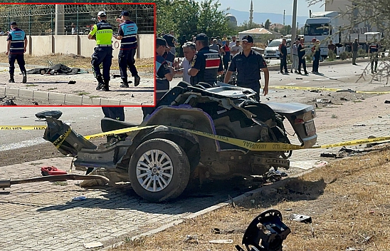 Elazığ'da facia otomobil ikiye bölündü! 2 ölü, 2 yaralı