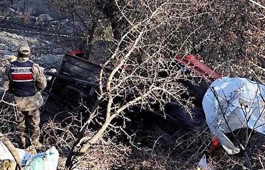 Elazığ'da feci kaza: 1 ölü, 1 yaralı