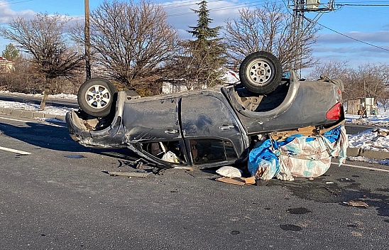 Elazığ'da feci kaza: 3 yaralı