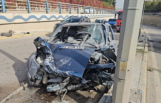 Elazığ'da feci kaza: 5 yaralı