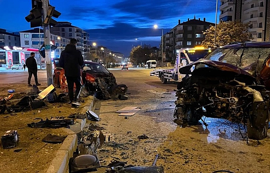 Elazığ'da feci kazadan kötü haber geldi!
