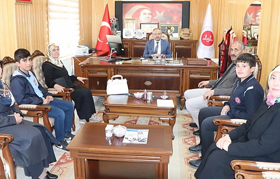 Elazığ'da Filistin İçin Bağışlar Devam Ediyor